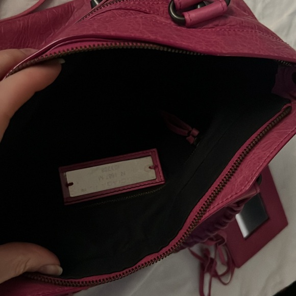 💞BALENICAGA CITY💞 2 way bag! Excellent condition! - Picture 13 of 16